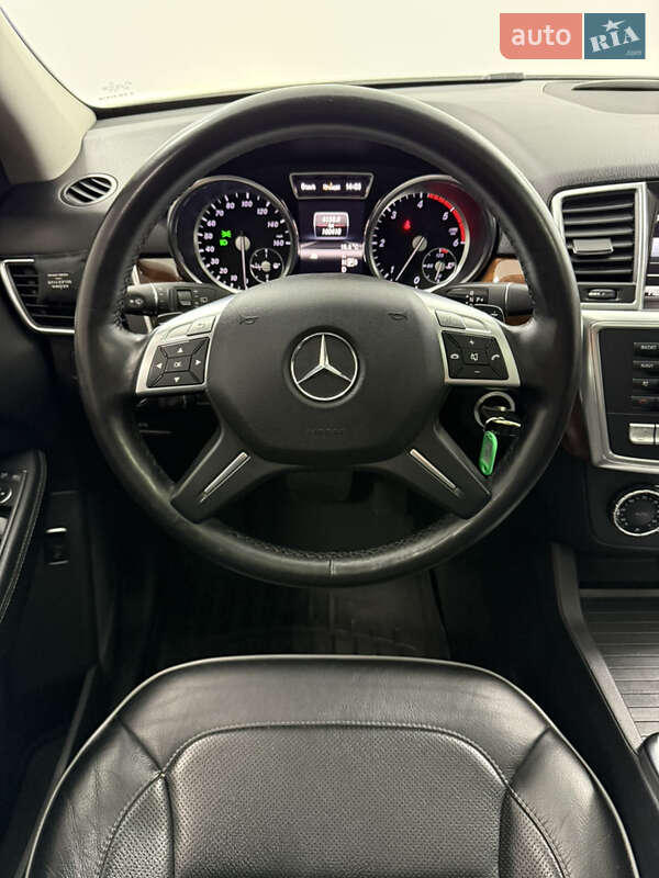 Позашляховик / Кросовер Mercedes-Benz M-Class 2013 в Одесі фото 24 Позашляховик / Кросовер Mercedes-Benz M-Class 2013 в Одесі