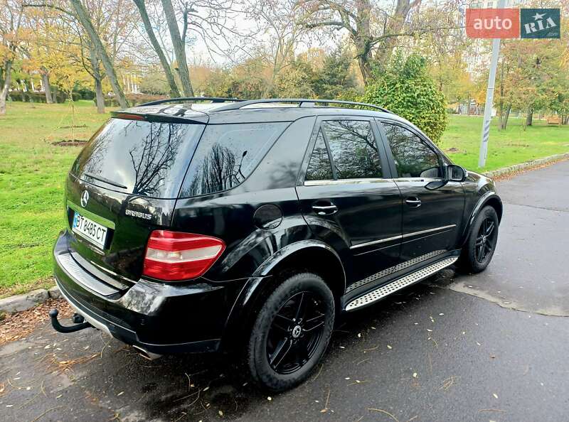 Внедорожник / Кроссовер Mercedes-Benz M-Class 2007 в Черноморске