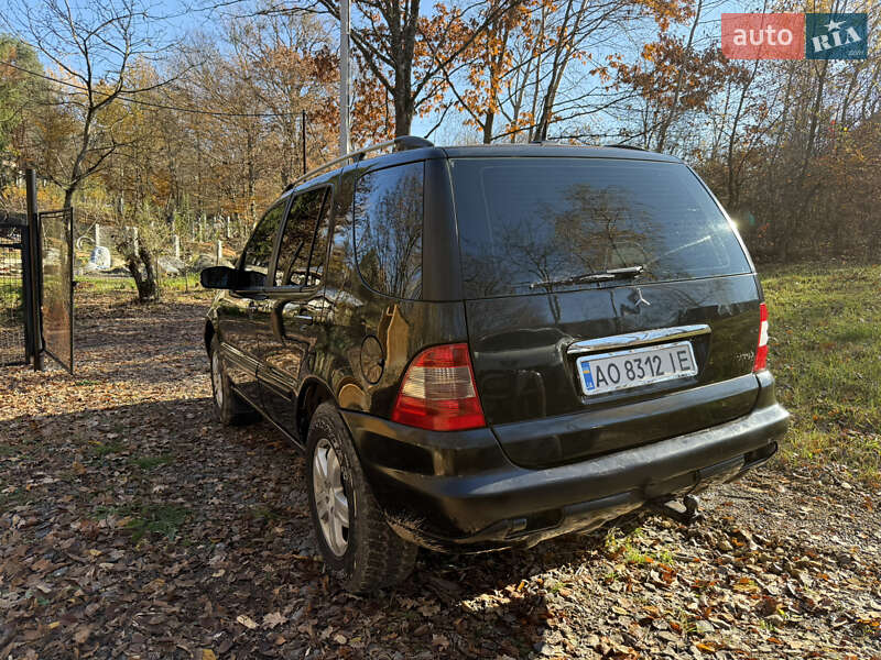 Позашляховик / Кросовер Mercedes-Benz M-Class 2004 в Ужгороді фото 10 Позашляховик / Кросовер Mercedes-Benz M-Class 2004 в Ужгороді
