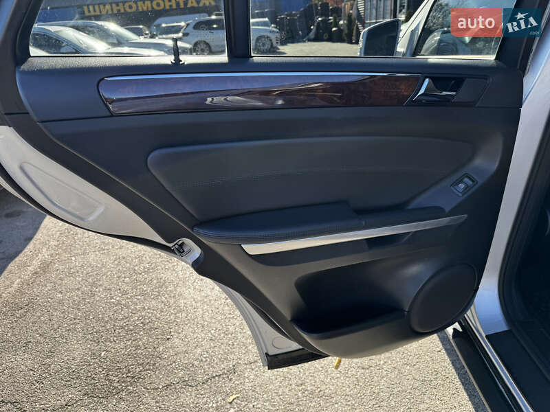 Внедорожник / Кроссовер Mercedes-Benz M-Class 2010 в Львове фото 15 Внедорожник / Кроссовер Mercedes-Benz M-Class 2010 в Львове