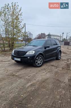 Внедорожник / Кроссовер Mercedes-Benz M-Class 2007 в Киеве