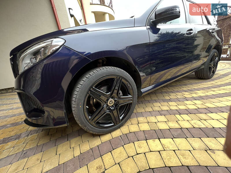 Позашляховик / Кросовер Mercedes-Benz M-Class 2015 в Львові