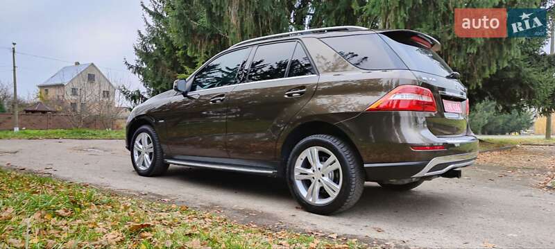 Позашляховик / Кросовер Mercedes-Benz M-Class 2012 в Дубні фото 24 Позашляховик / Кросовер Mercedes-Benz M-Class 2012 в Дубні