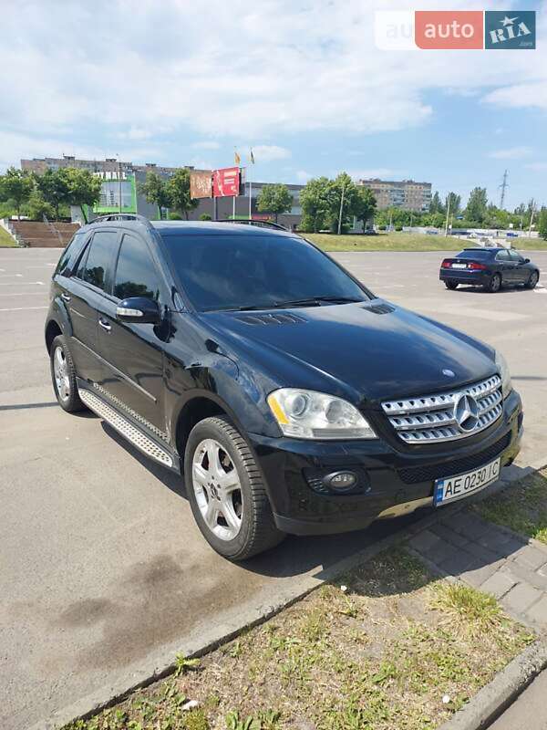 Внедорожник / Кроссовер Mercedes-Benz M-Class 2007 в Кривом Роге