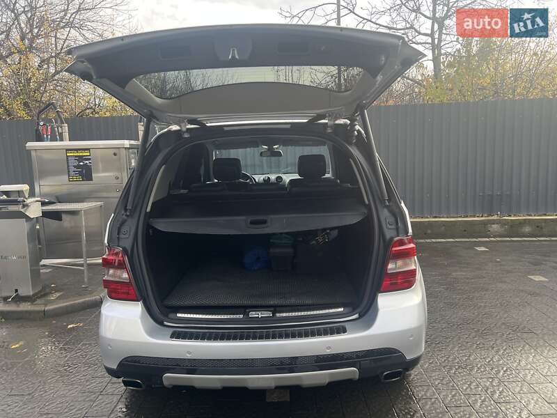 Внедорожник / Кроссовер Mercedes-Benz M-Class 2007 в Ужгороде фото 12 Внедорожник / Кроссовер Mercedes-Benz M-Class 2007 в Ужгороде