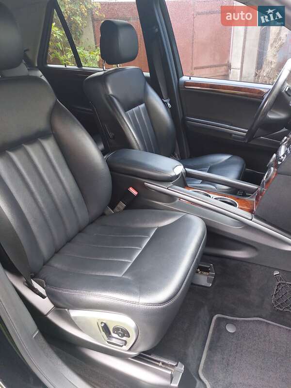 Внедорожник / Кроссовер Mercedes-Benz M-Class 2007 в Одессе фото 11 Внедорожник / Кроссовер Mercedes-Benz M-Class 2007 в Одессе