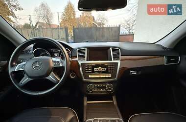Внедорожник / Кроссовер Mercedes-Benz M-Class 2012 в Иршаве