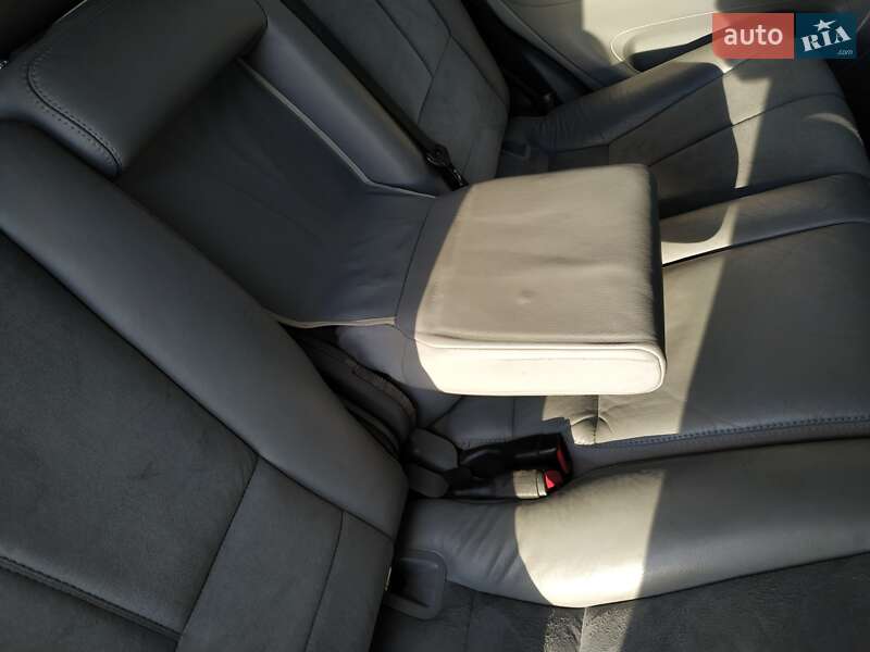 Позашляховик / Кросовер Mercedes-Benz M-Class 2004 в Ужгороді