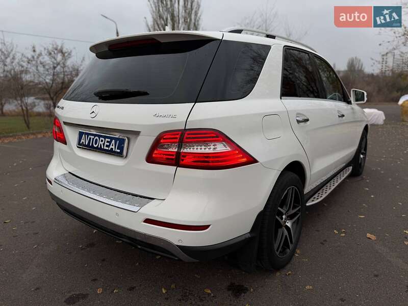Позашляховик / Кросовер Mercedes-Benz M-Class 2013 в Кривому Розі