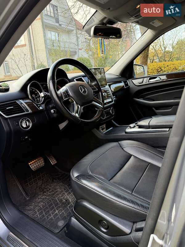 Позашляховик / Кросовер Mercedes-Benz M-Class 2015 в Луцьку фото 15 Позашляховик / Кросовер Mercedes-Benz M-Class 2015 в Луцьку