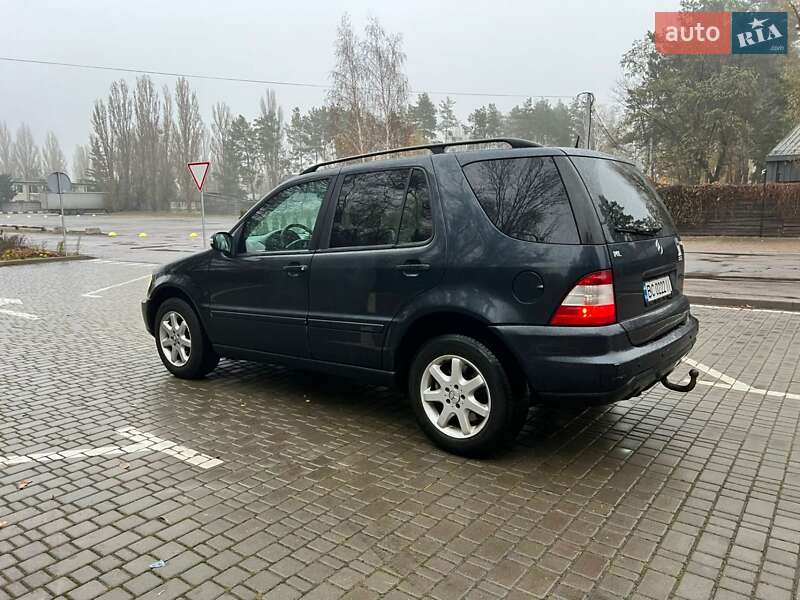 Внедорожник / Кроссовер Mercedes-Benz M-Class 2002 в Киеве