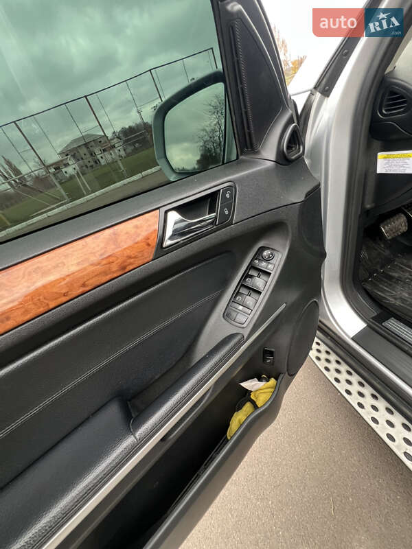 Позашляховик / Кросовер Mercedes-Benz M-Class 2008 в Прилуках фото 18 Позашляховик / Кросовер Mercedes-Benz M-Class 2008 в Прилуках