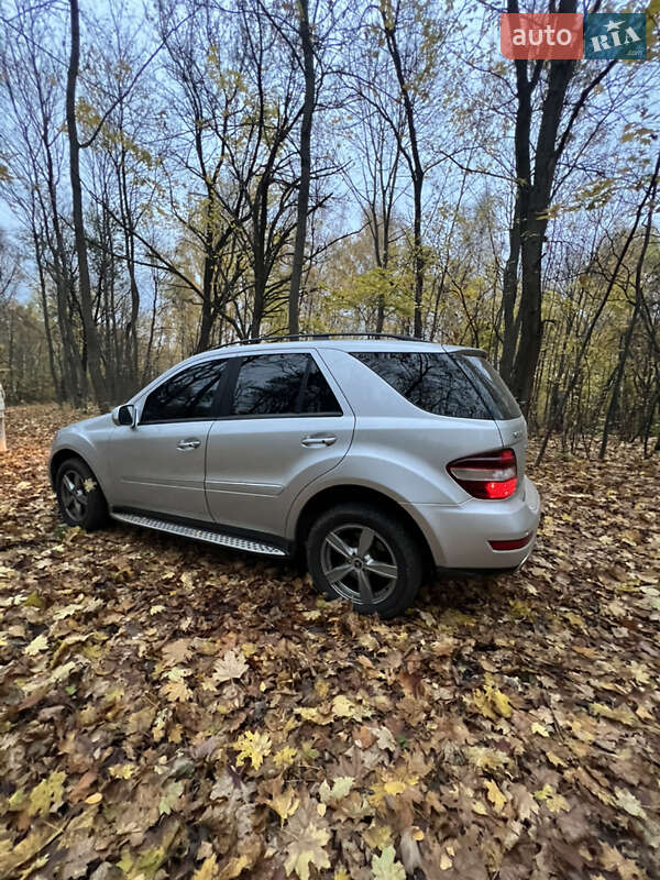 Позашляховик / Кросовер Mercedes-Benz M-Class 2008 в Прилуках фото 30 Позашляховик / Кросовер Mercedes-Benz M-Class 2008 в Прилуках
