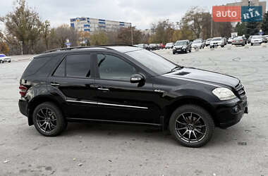 Позашляховик / Кросовер Mercedes-Benz M-Class 2006 в Запоріжжі