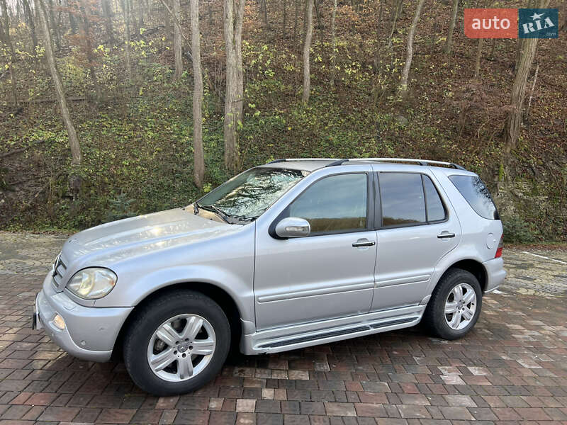 Позашляховик / Кросовер Mercedes-Benz M-Class 2004 в Заліщиках