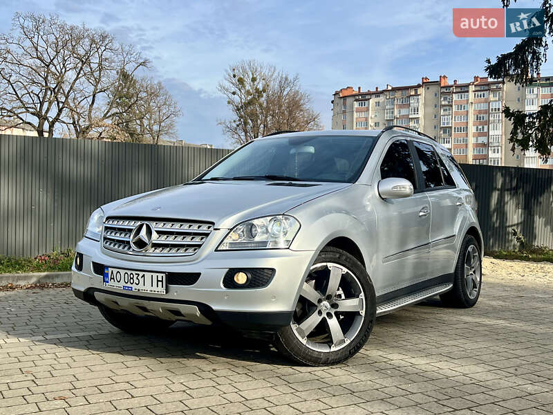 Внедорожник / Кроссовер Mercedes-Benz M-Class 2006 в Ивано-Франковске