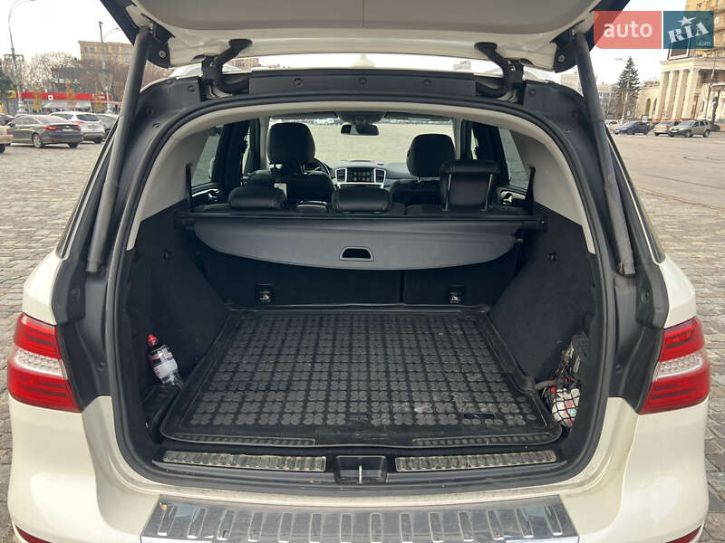 Внедорожник / Кроссовер Mercedes-Benz M-Class 2013 в Харькове фото 6 Внедорожник / Кроссовер Mercedes-Benz M-Class 2013 в Харькове