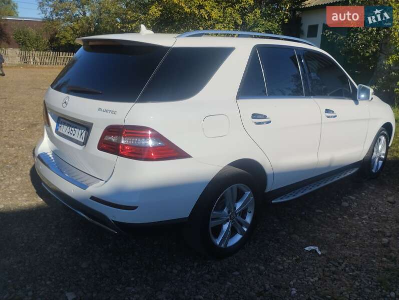 Позашляховик / Кросовер Mercedes-Benz M-Class 2013 в Івано-Франківську