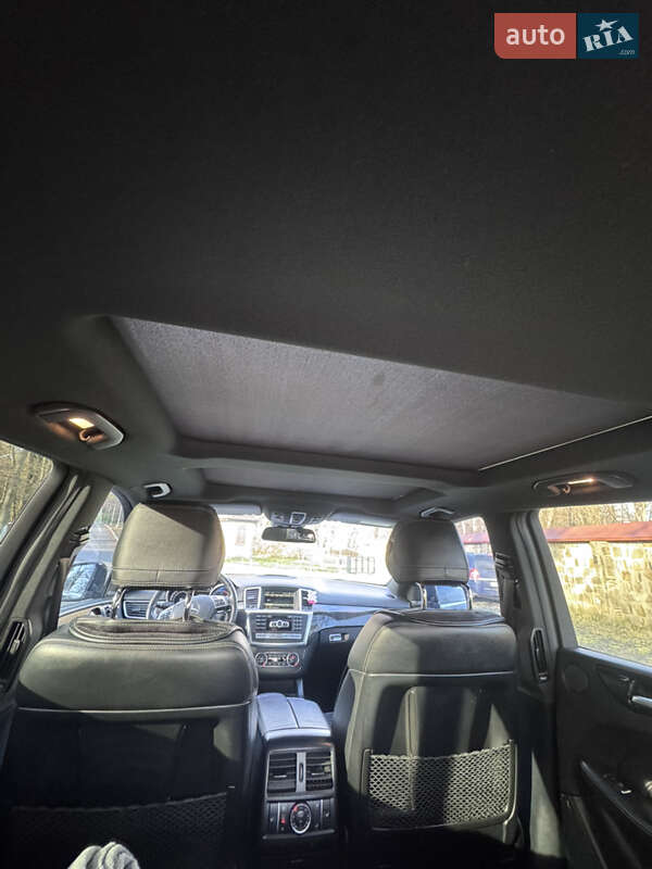 Позашляховик / Кросовер Mercedes-Benz M-Class 2013 в Чернівцях фото 20 Позашляховик / Кросовер Mercedes-Benz M-Class 2013 в Чернівцях