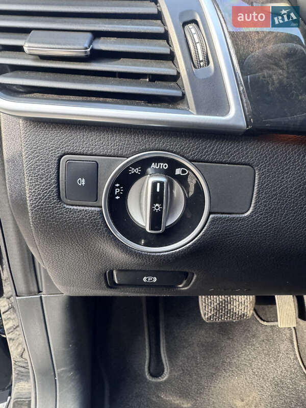 Позашляховик / Кросовер Mercedes-Benz M-Class 2013 в Чернівцях фото 11 Позашляховик / Кросовер Mercedes-Benz M-Class 2013 в Чернівцях