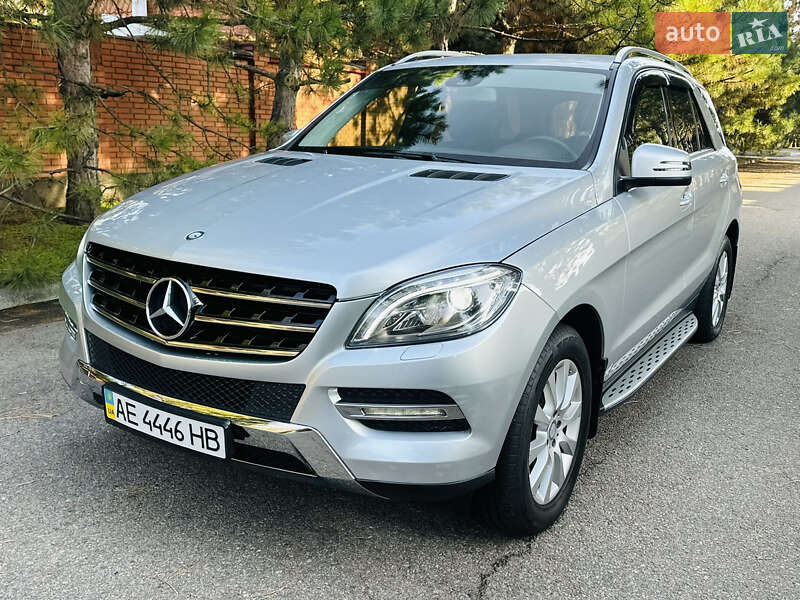 Позашляховик / Кросовер Mercedes-Benz M-Class 2012 в Дніпрі фото 7 Позашляховик / Кросовер Mercedes-Benz M-Class 2012 в Дніпрі