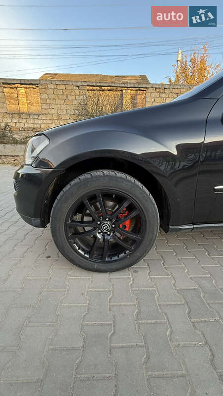 Позашляховик / Кросовер Mercedes-Benz M-Class 2006 в Татарбунарах