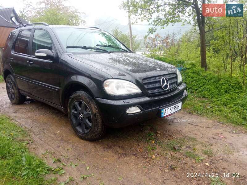 Позашляховик / Кросовер Mercedes-Benz M-Class 2004 в Івано-Франківську