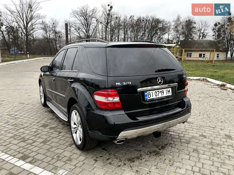 Позашляховик / Кросовер Mercedes-Benz M-Class 2005 в Шишаках фото 13 Позашляховик / Кросовер Mercedes-Benz M-Class 2005 в Шишаках