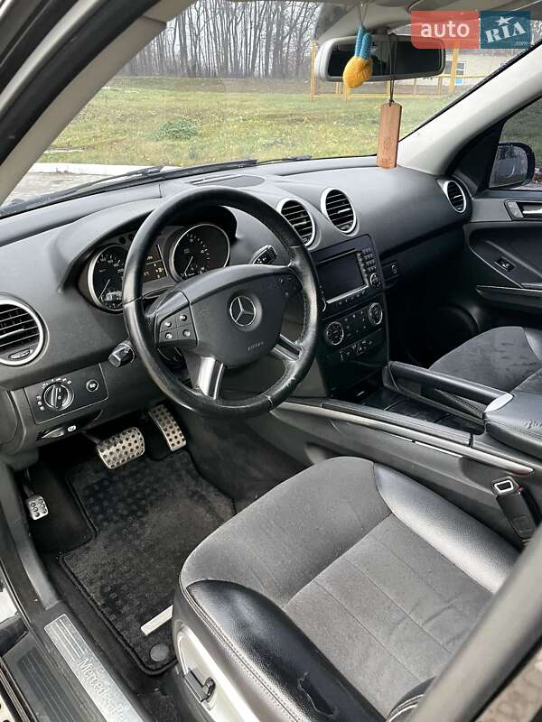 Позашляховик / Кросовер Mercedes-Benz M-Class 2005 в Шишаках фото 18 Позашляховик / Кросовер Mercedes-Benz M-Class 2005 в Шишаках