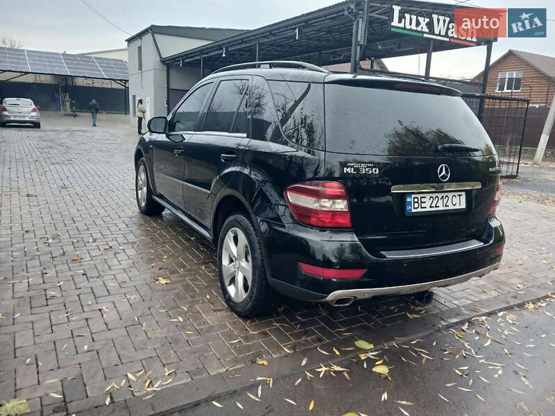 Внедорожник / Кроссовер Mercedes-Benz M-Class 2010 в Первомайске фото 6 Внедорожник / Кроссовер Mercedes-Benz M-Class 2010 в Первомайске