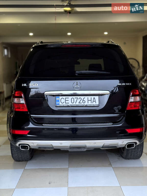 Позашляховик / Кросовер Mercedes-Benz M-Class 2011 в Чернівцях фото 6 Позашляховик / Кросовер Mercedes-Benz M-Class 2011 в Чернівцях