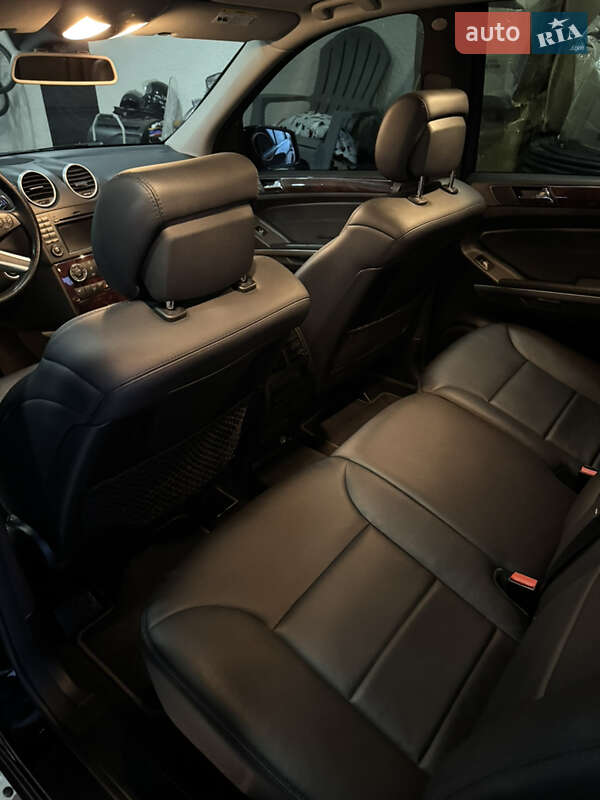 Позашляховик / Кросовер Mercedes-Benz M-Class 2011 в Чернівцях фото 11 Позашляховик / Кросовер Mercedes-Benz M-Class 2011 в Чернівцях