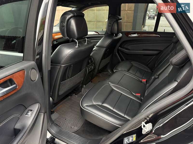 Позашляховик / Кросовер Mercedes-Benz M-Class 2013 в Києві