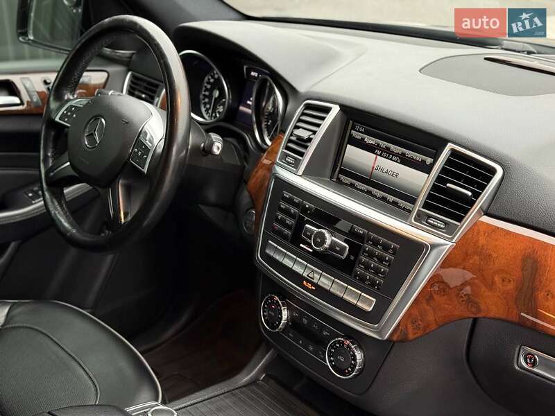 Позашляховик / Кросовер Mercedes-Benz M-Class 2013 в Києві