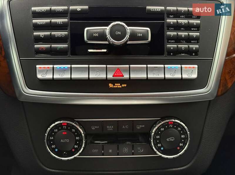 Позашляховик / Кросовер Mercedes-Benz M-Class 2013 в Києві