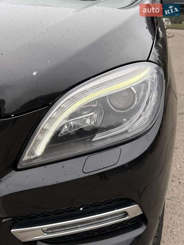 Позашляховик / Кросовер Mercedes-Benz M-Class 2013 в Охтирці