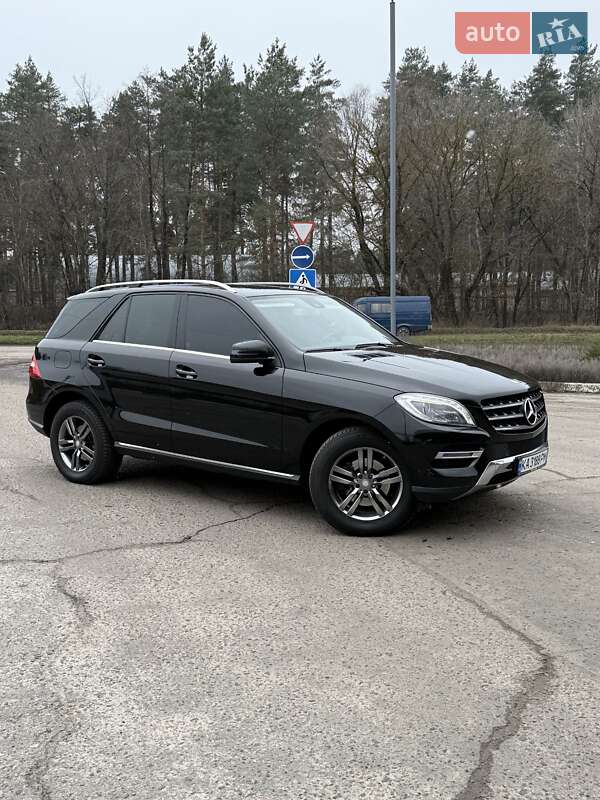 Позашляховик / Кросовер Mercedes-Benz M-Class 2013 в Охтирці