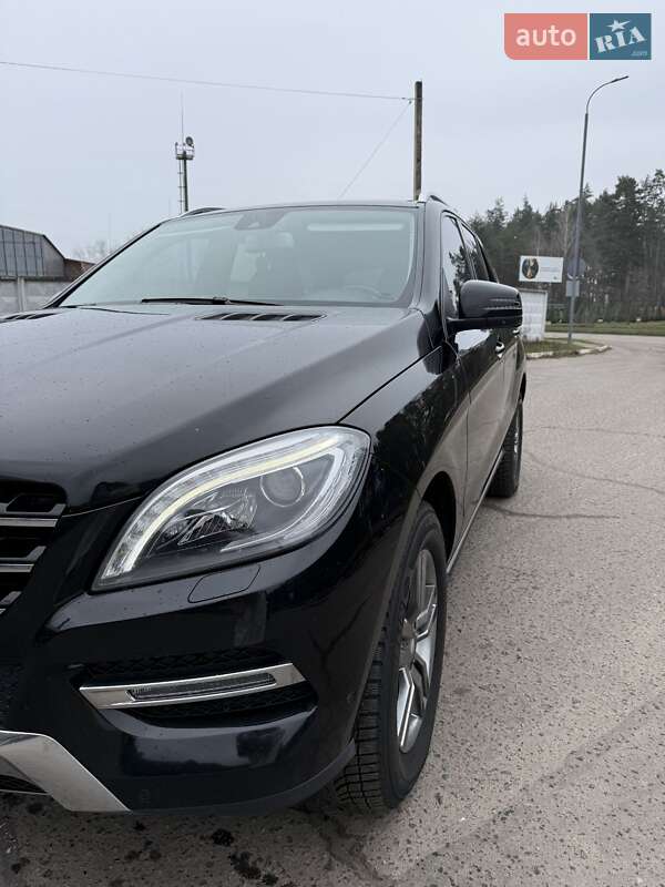 Позашляховик / Кросовер Mercedes-Benz M-Class 2013 в Охтирці