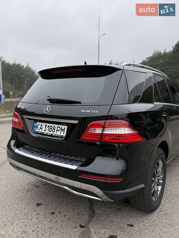 Позашляховик / Кросовер Mercedes-Benz M-Class 2013 в Охтирці