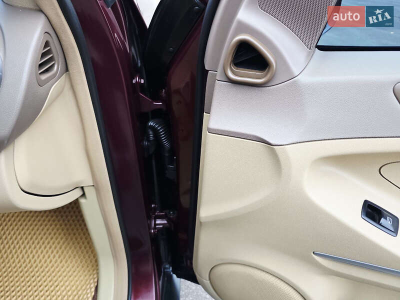 Позашляховик / Кросовер Mercedes-Benz M-Class 2007 в Хмельницькому фото 91 Позашляховик / Кросовер Mercedes-Benz M-Class 2007 в Хмельницькому