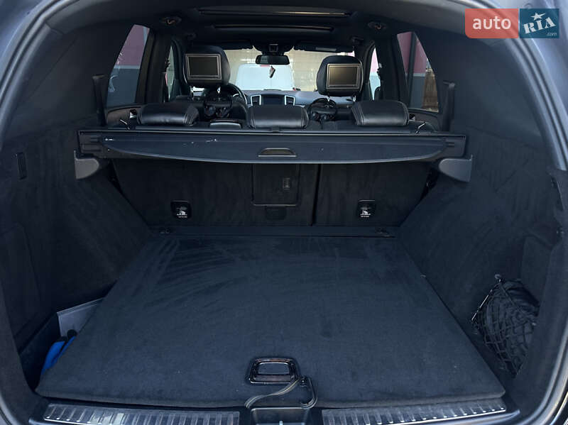 Внедорожник / Кроссовер Mercedes-Benz M-Class 2013 в Бориславе фото 37 Внедорожник / Кроссовер Mercedes-Benz M-Class 2013 в Бориславе