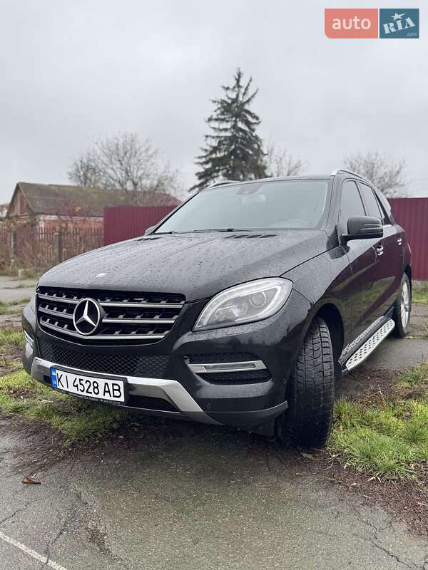 Внедорожник / Кроссовер Mercedes-Benz M-Class 2013 в Тетиеве
