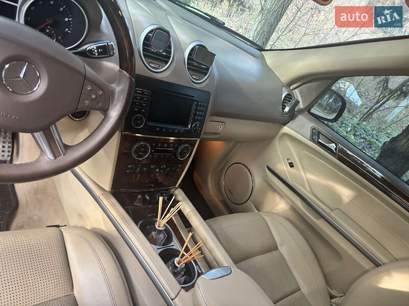 Внедорожник / Кроссовер Mercedes-Benz M-Class 2007 в Славянске фото 10 Внедорожник / Кроссовер Mercedes-Benz M-Class 2007 в Славянске