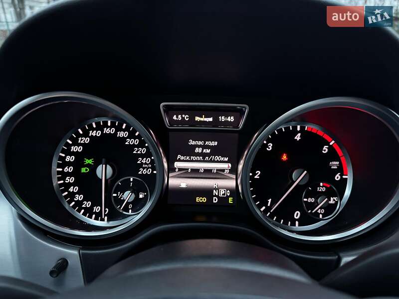 Внедорожник / Кроссовер Mercedes-Benz M-Class 2013 в Киеве