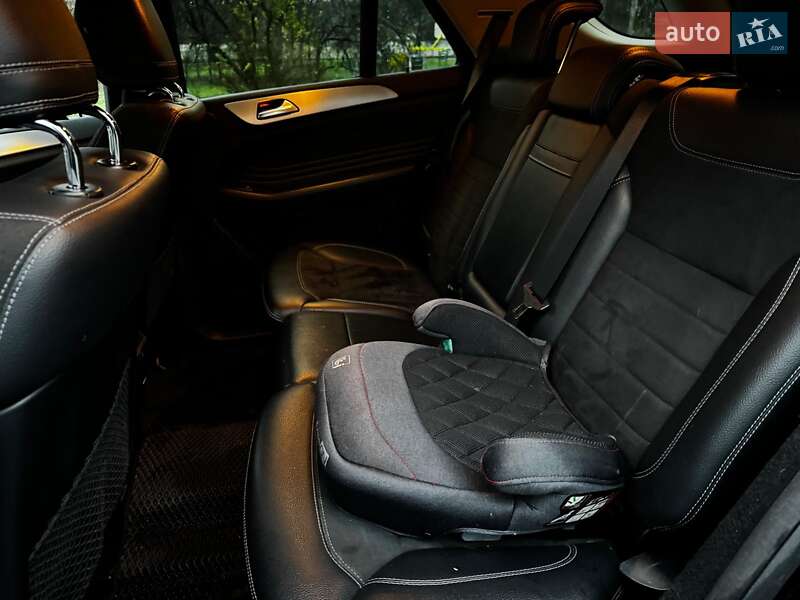 Внедорожник / Кроссовер Mercedes-Benz M-Class 2013 в Киеве