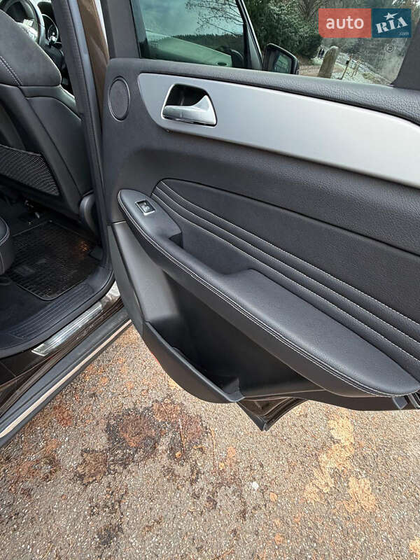 Внедорожник / Кроссовер Mercedes-Benz M-Class 2013 в Харькове