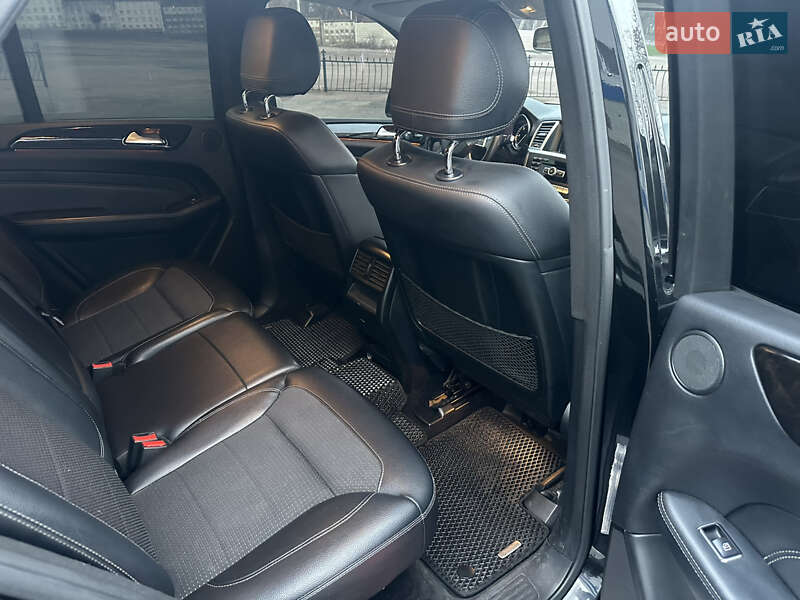 Внедорожник / Кроссовер Mercedes-Benz M-Class 2012 в Кропивницком