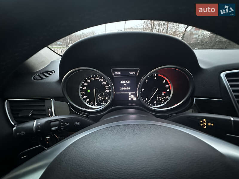 Внедорожник / Кроссовер Mercedes-Benz M-Class 2012 в Кропивницком