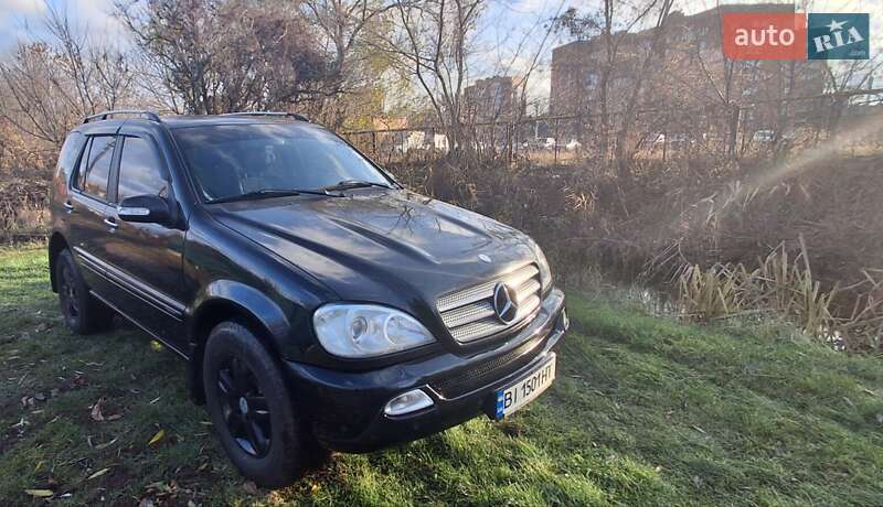 Mercedes-Benz M-Class 2005