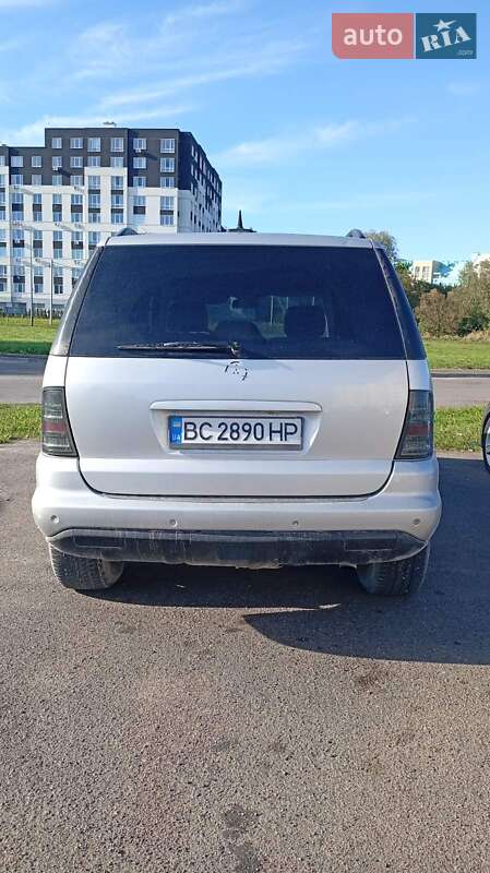 Внедорожник / Кроссовер Mercedes-Benz M-Class 2003 в Львове